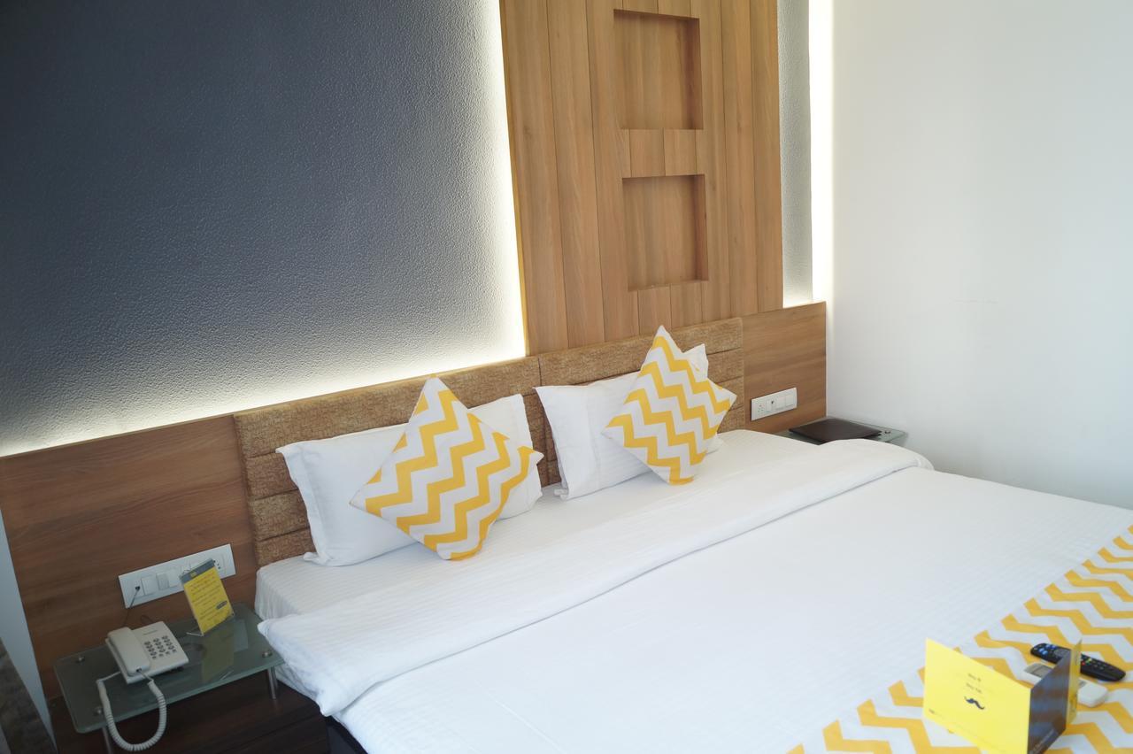Hotel O Ellis Ahmedabad Buitenkant foto